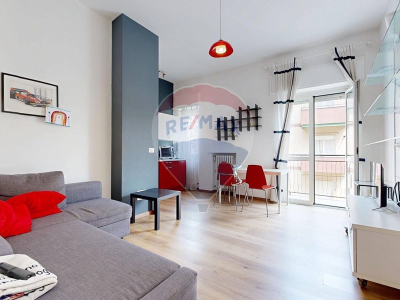 Bilocale in Vendita a Milano, 450'000€, 66 m²