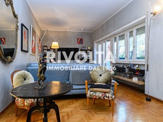 Attico in Vendita a Roma, 580'000€, 170 m²