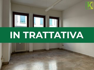 Trilocale in Vendita a Varese, 125'000&euro;, 94 m²