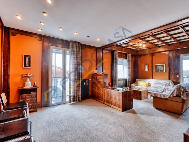Trilocale in Vendita a Limbiate, 219'000&euro;, 135 m²