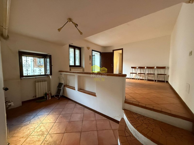 Trilocale in Vendita a Trezzo sull'Adda, 79'000&euro;, 80 m²