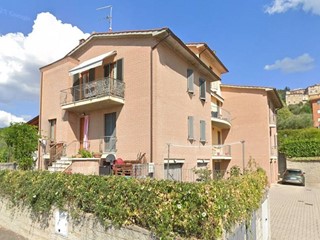 Trilocale in Vendita a Rapolano Terme, 148'000€, 104 m²