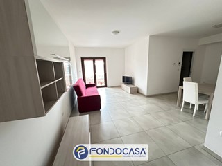 Appartamento in Affitto a Ascoli Piceno, 850€, 99 m²