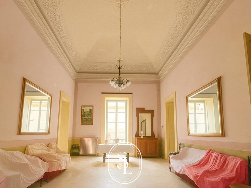 Casa Indipendente in Vendita a Galatina, 620'000&euro;, 620 m²