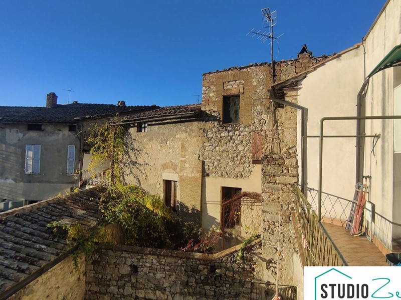 Bilocale in Vendita a Amelia, 80'000&euro;, 48 m²