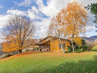 Villa in Vendita a Alzano Lombardo, 795'000&euro;, 330 m²