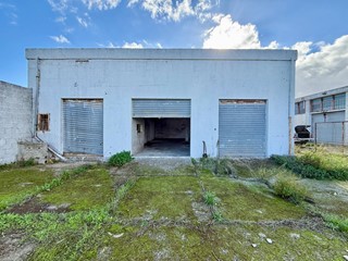 Capannone in Vendita a Monserrato, 350'000&euro;, 1500 m²