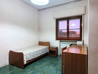 Stanza in Affitto a Catanzaro, 200&euro;, 100 m²