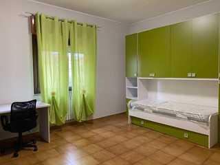 Stanza in Affitto a Catanzaro, 270&euro;, 130 m²