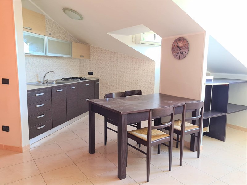 Trilocale in Affitto a Catanzaro, 550€, 70 m²