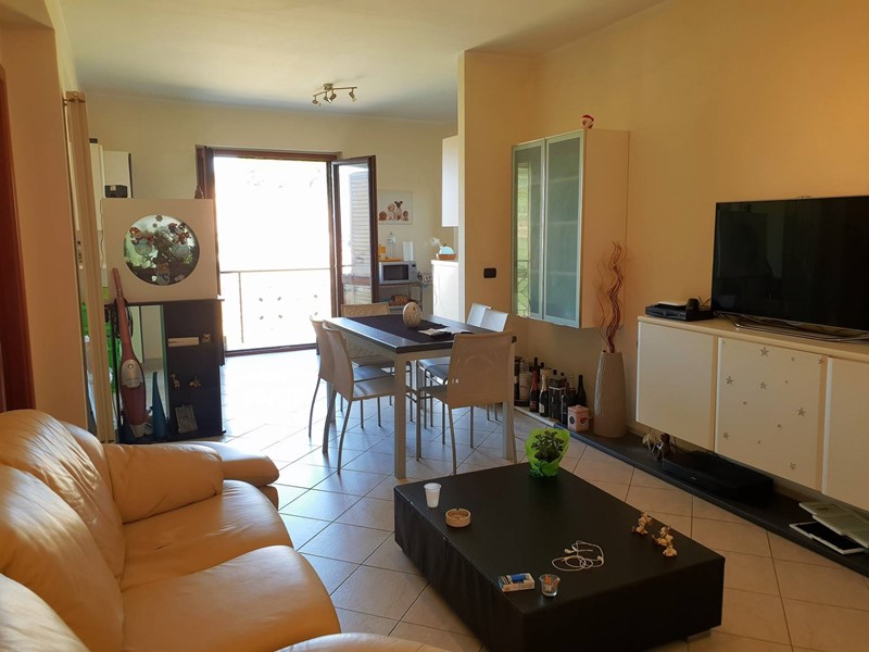 Quadrilocale in Affitto a Catanzaro, 650€, 105 m²