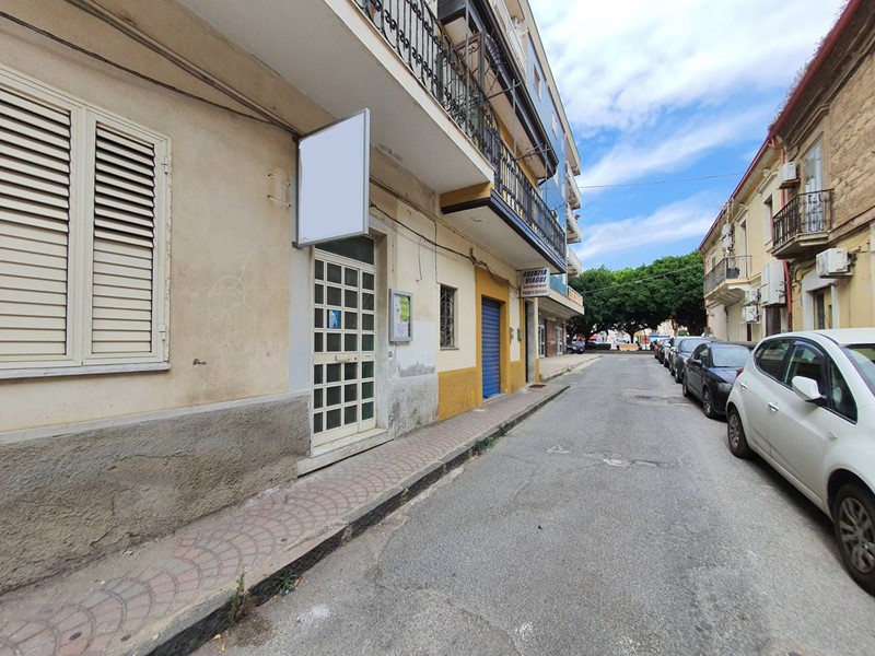 Ufficio in Affitto a Catanzaro, 500&euro;, 60 m²