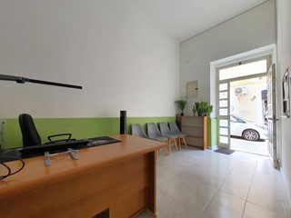 Ufficio in Affitto a Catanzaro, 500&euro;, 60 m²