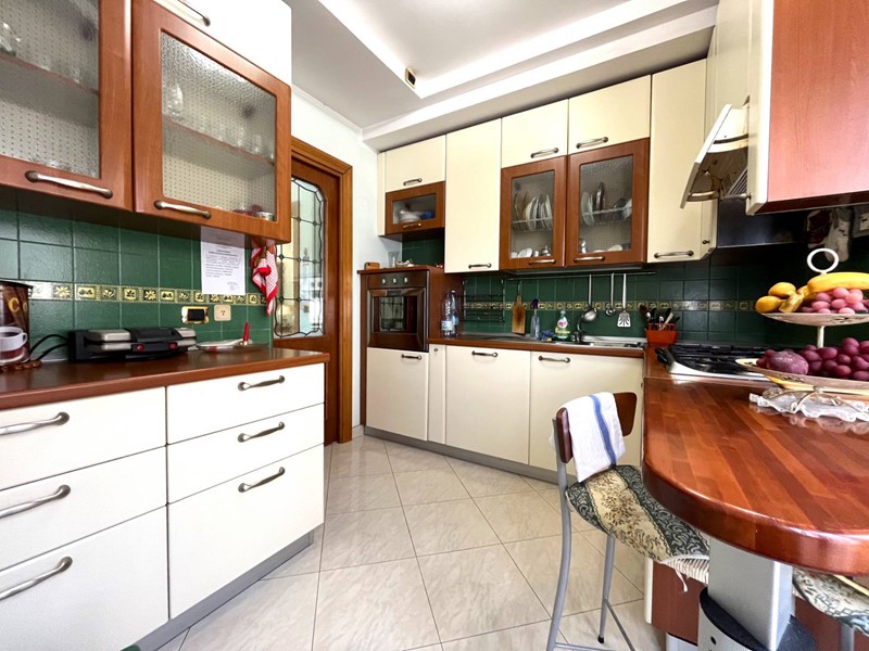 Quadrilocale in Affitto a Catanzaro, 700€, 140 m²