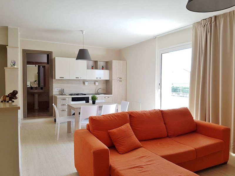 Stanza in Affitto a Catanzaro, 230&euro;, 160 m²