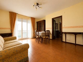 Quadrilocale in Vendita a Catanzaro, 78'000&euro;, 105 m²