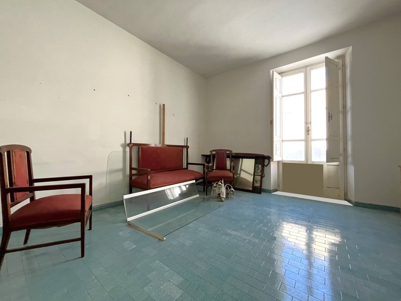 Trilocale in Vendita a Catanzaro, 45'000&euro;, 110 m²