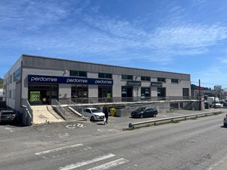 Immobile commerciale in Vendita a Catanzaro, 2'550'000&euro;, 2580 m²