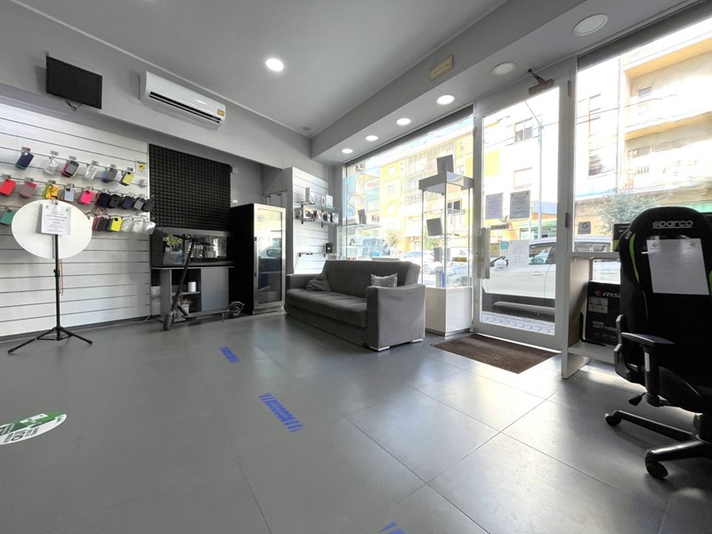Negozio in Vendita a Catanzaro, 155'000&euro;, 80 m²