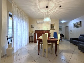 Trilocale in Vendita a Squillace, 160'000€, 110 m²