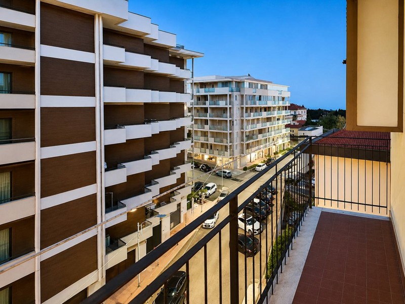 Quadrilocale in Vendita a Catanzaro, 98'000&euro;, 130 m²