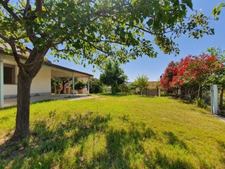 Trilocale in Vendita a Simeri Crichi, 90'000€, 107 m²