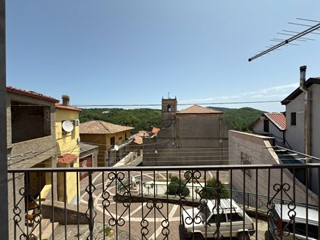 Villetta a schiera in Vendita a Carlopoli, 15'000€, 215 m²
