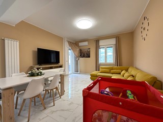 Trilocale in Vendita a Catanzaro, 95'000€, 100 m²