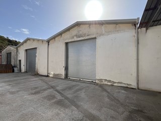 Capannone in Vendita a Catanzaro, 280'000&euro;, 615 m²