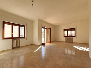 Quadrilocale in Vendita a Catanzaro, 199'000€, 146 m²