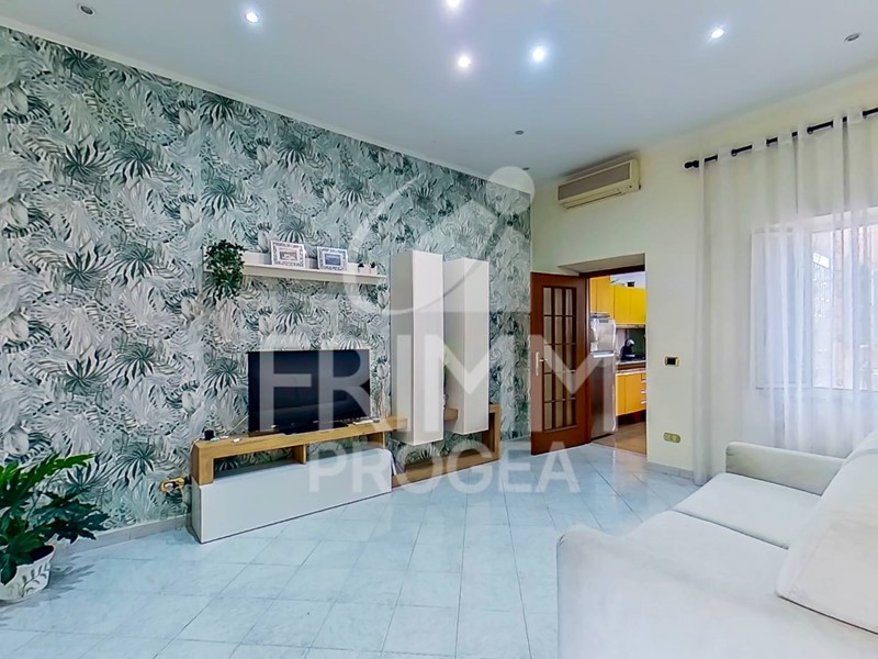 Bilocale in Vendita a Roma, 249'000€, 63 m²