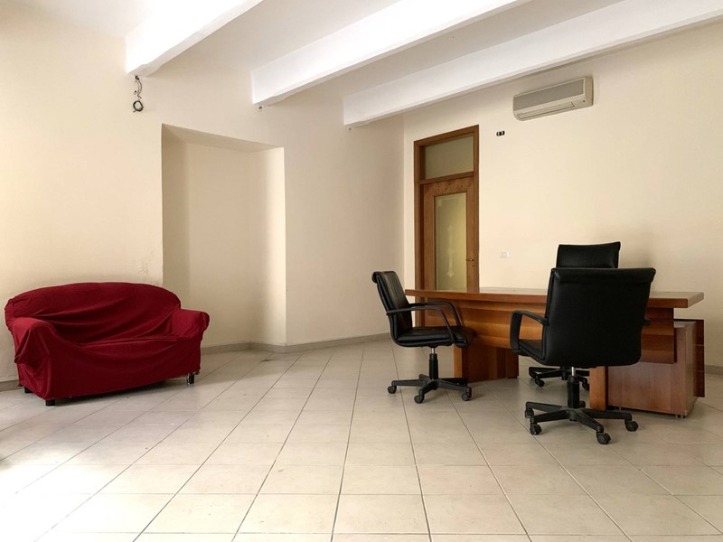 Ufficio in Affitto a Catanzaro, 300&euro;, 60 m²