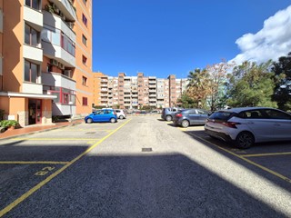 Appartamento in Vendita a Catanzaro, 100'000€, 125 m²