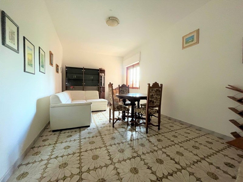 Trilocale in Affitto a Catanzaro, 400€, 100 m²