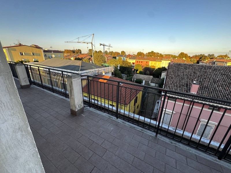 Attico in Vendita a Mirandola, 205'000€, 121 m²