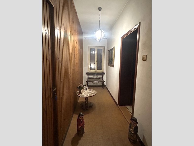 Casa Indipendente in Vendita a Papozze, 95'000&euro;, 310 m², con Box