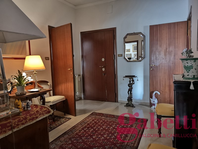 Attico in Vendita a Roma, 970'000€, 160 m², con Box