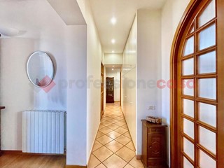 Appartamento in Vendita a Roma, 629'000€, 150 m²