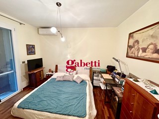 Trilocale in Vendita a Rimini, 240'000€, 94 m², con Box