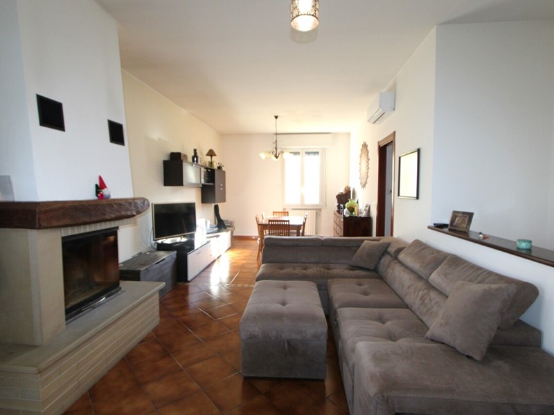 Casa Indipendente in Vendita a Valsamoggia, zona Fagnano, 348'000&euro;, 160 m², con Box