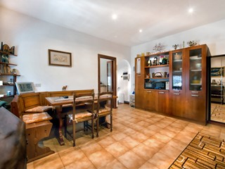 Trilocale in Vendita a Grottaferrata, 149'000&euro;, 72 m²