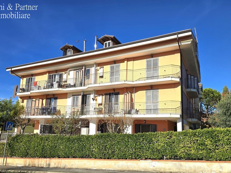 Appartamento in Vendita a Perugia, zona Fontignano, 110'000&euro;, 95 m², arredato, con Box