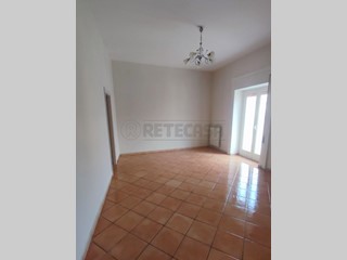 Trilocale in Affitto a San Nicola la Strada, 450€, 90 m²