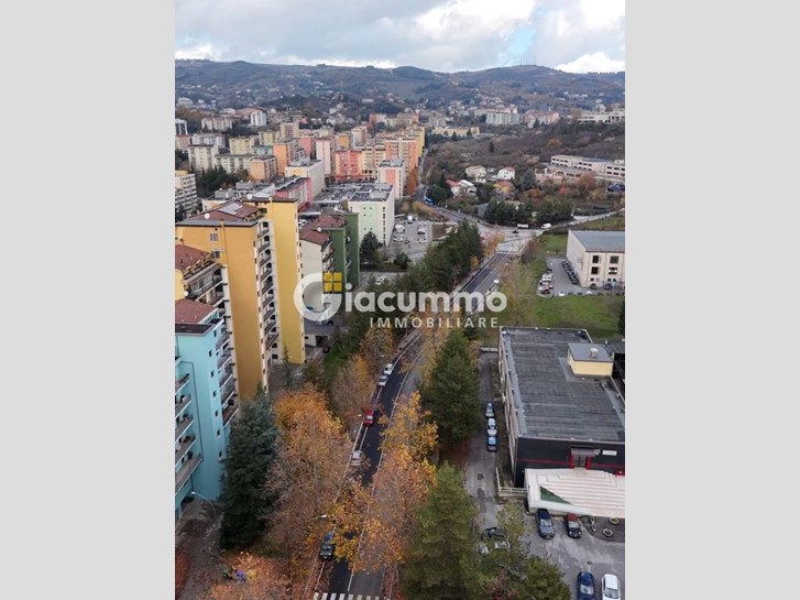 Appartamento in Vendita a Potenza, 190'000&euro;, 152 m², con Box