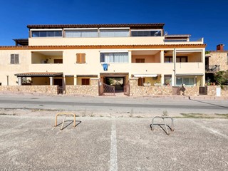 Trilocale in Vendita a Trinità d'Agultu e Vignola, 210'000&euro;, 110 m², arredato