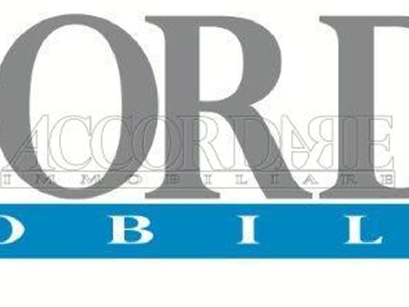 Casa Indipendente in Vendita a Villafranca Padovana, 240'000&euro;, 250 m²