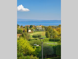 Appartamento in Vendita a Padenghe sul Garda, 475'000&euro;, 124 m²