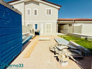 Casa Semi Indipendente in Vendita a Luni, 310'000€, 95 m²