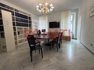 Appartamento in Vendita a La Spezia, zona Centro, 590'000&euro;, 220 m²