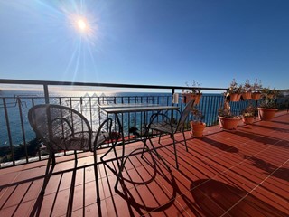 Appartamento in Vendita a Cipressa, 320'000&euro;, 100 m²